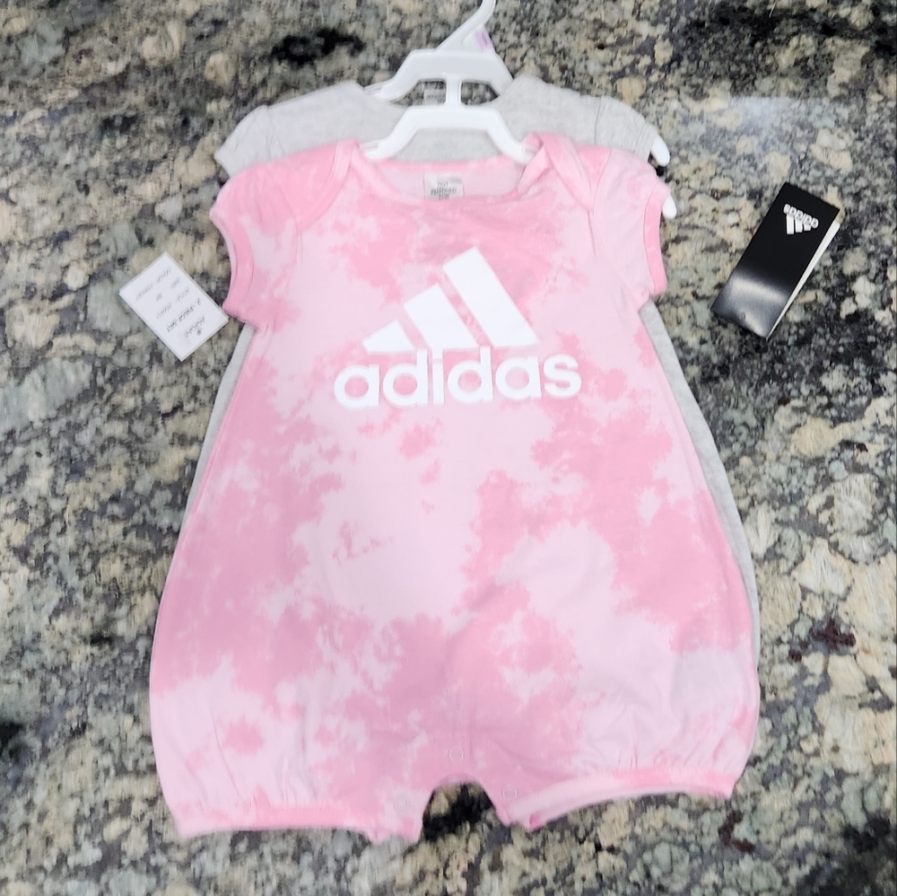 🆕️ 2 pc Adidas Romper